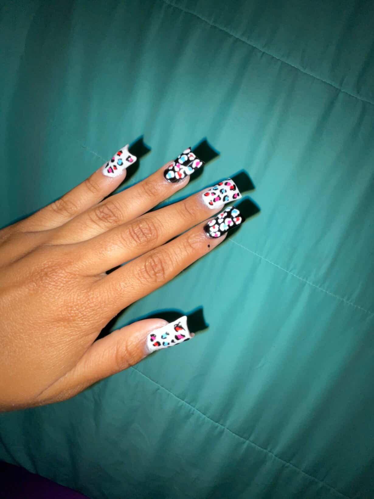 Leopard print nail set